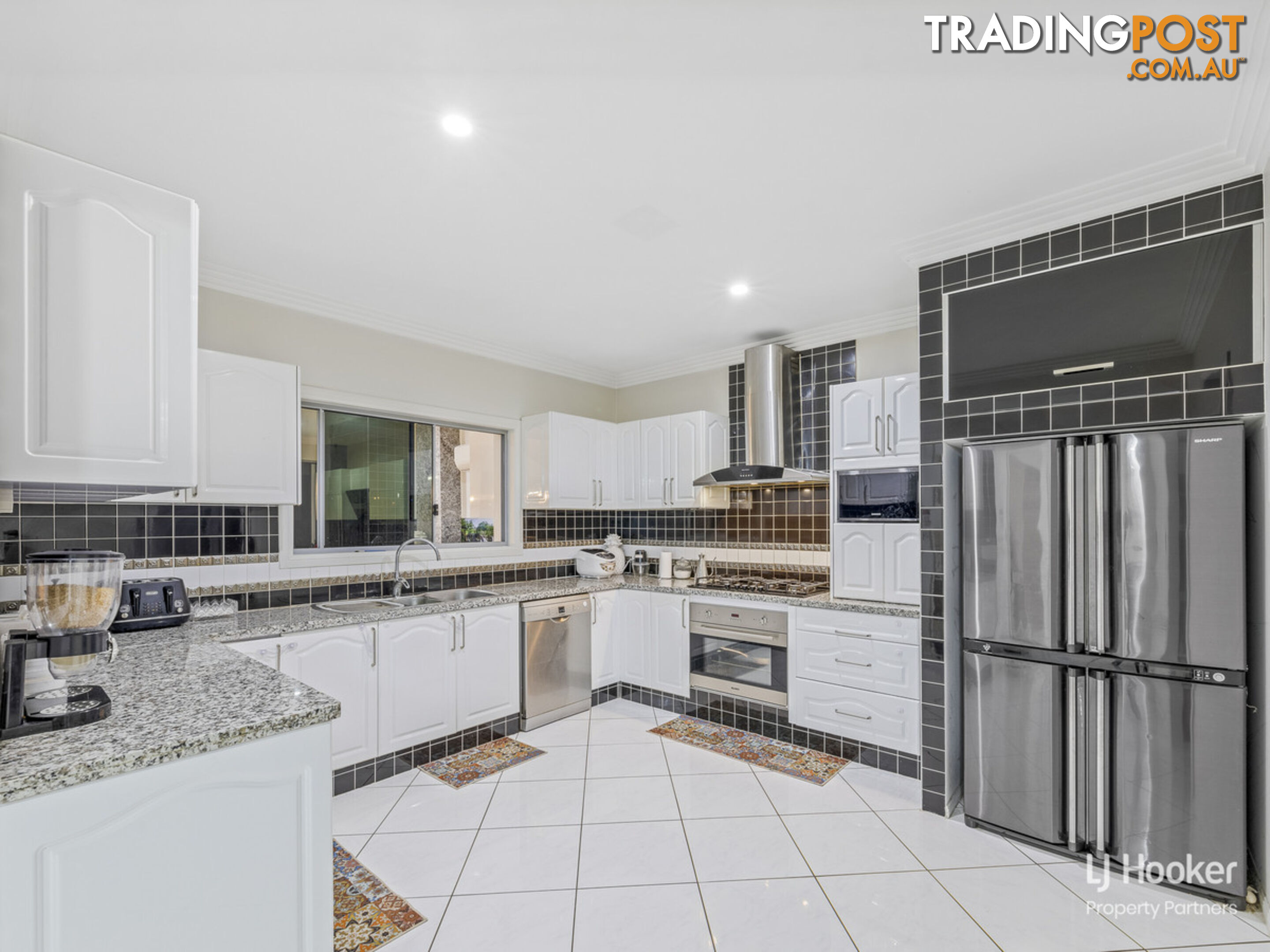 19 Taylor Place MACKENZIE QLD 4156