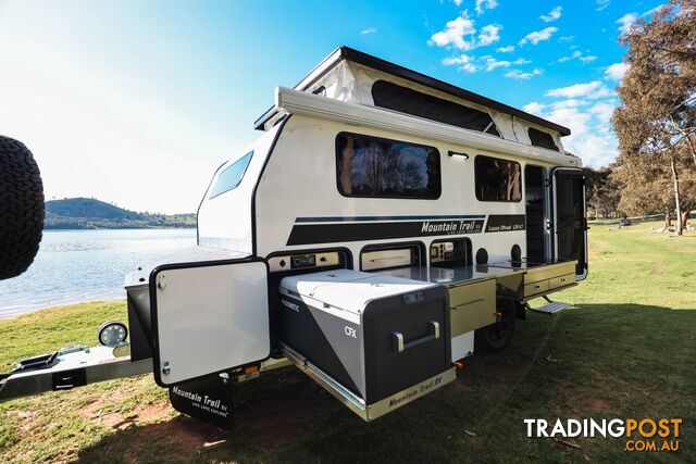 FXV 47 FAMILY HYBRID (15FT) - photo 5 of 22