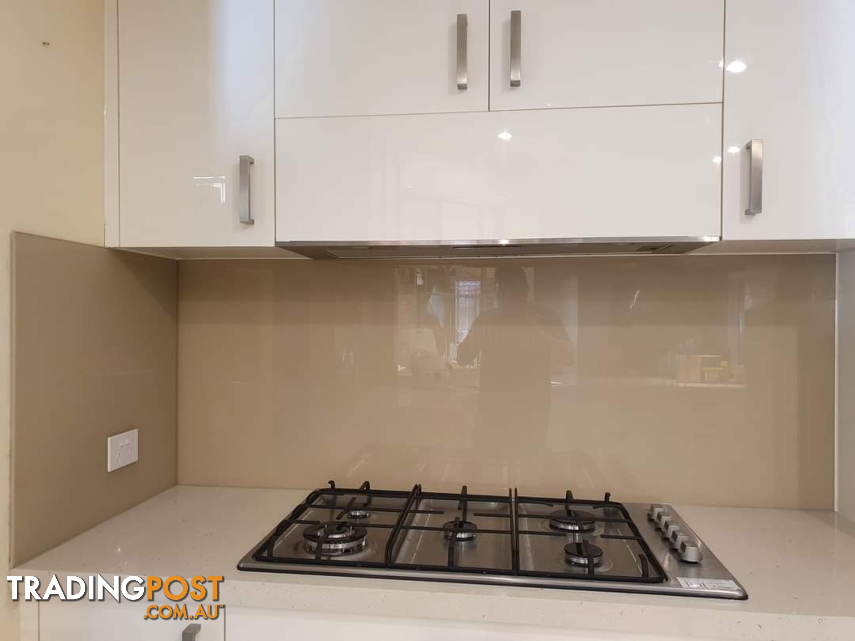 Glass splashbacks