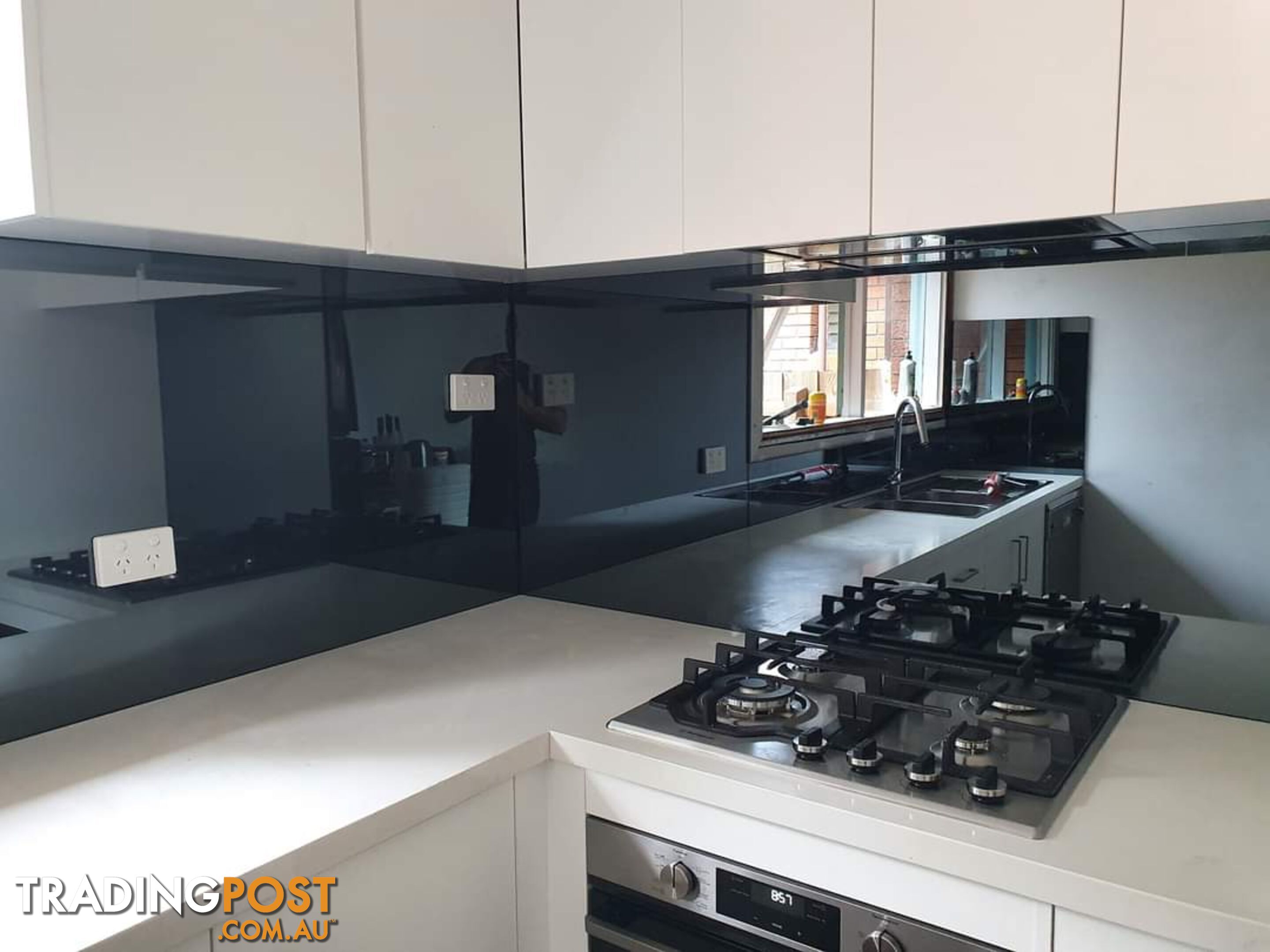 Glass splashbacks