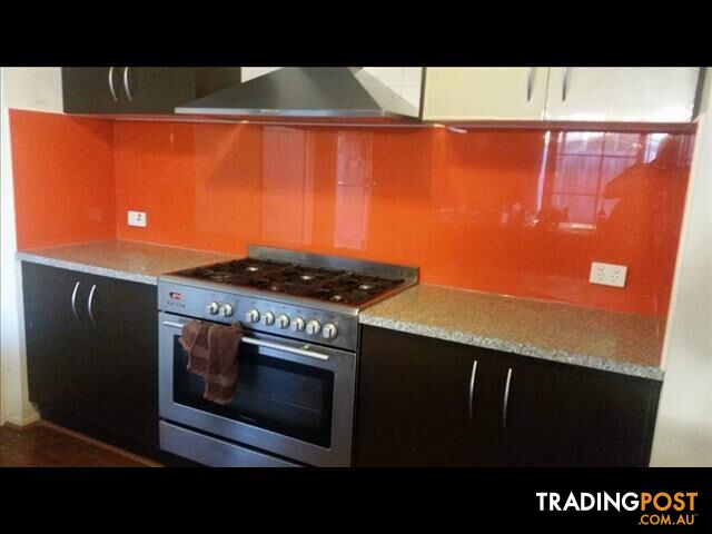 Glass splashbacks