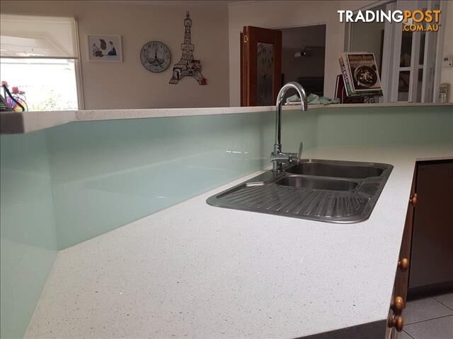 Glass splashbacks - photo 3 of 6