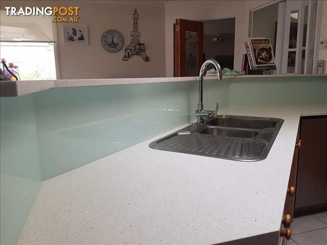 Glass splashbacks - photo 3 of 6
