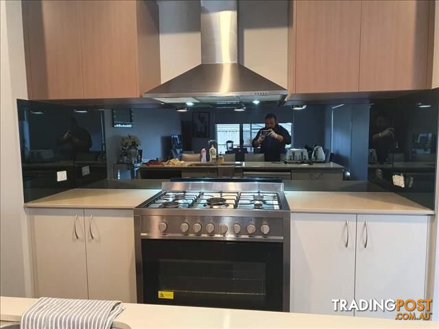 Glass splashbacks - photo 5 of 6