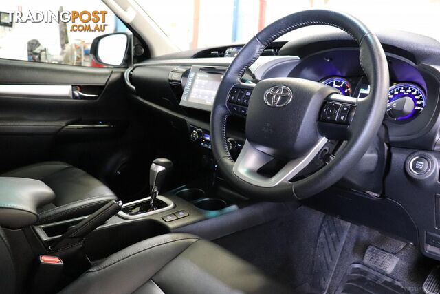 2018 Toyota Hilux GUN126R SR5 Utility Double Cab 4dr Spts Auto 6sp, 4x4 925kg 2.8DT - photo 3 of 35