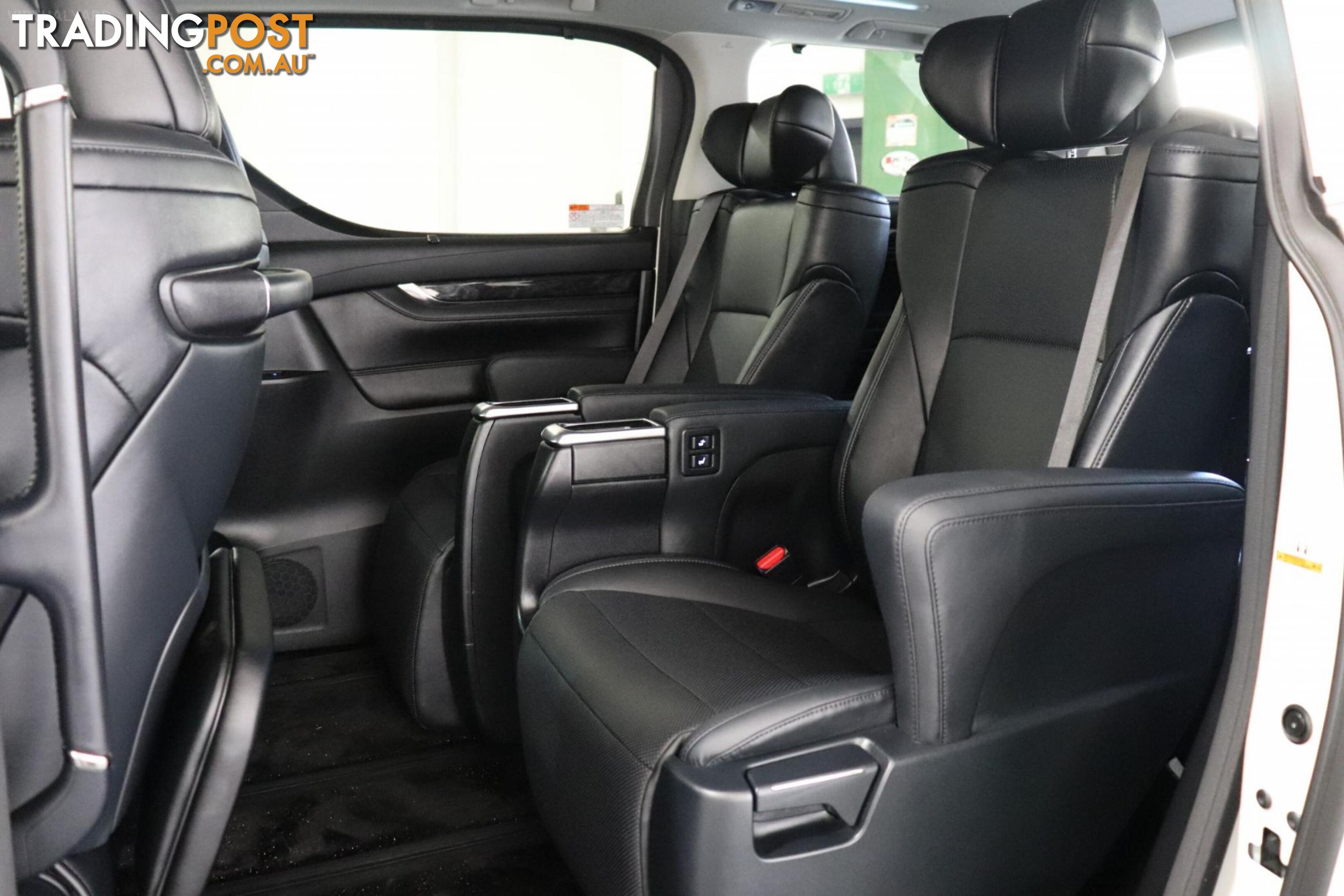 2019 Toyota Alphard  