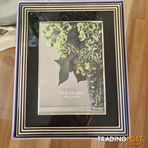 Vera Wang Wedgwood picture frame