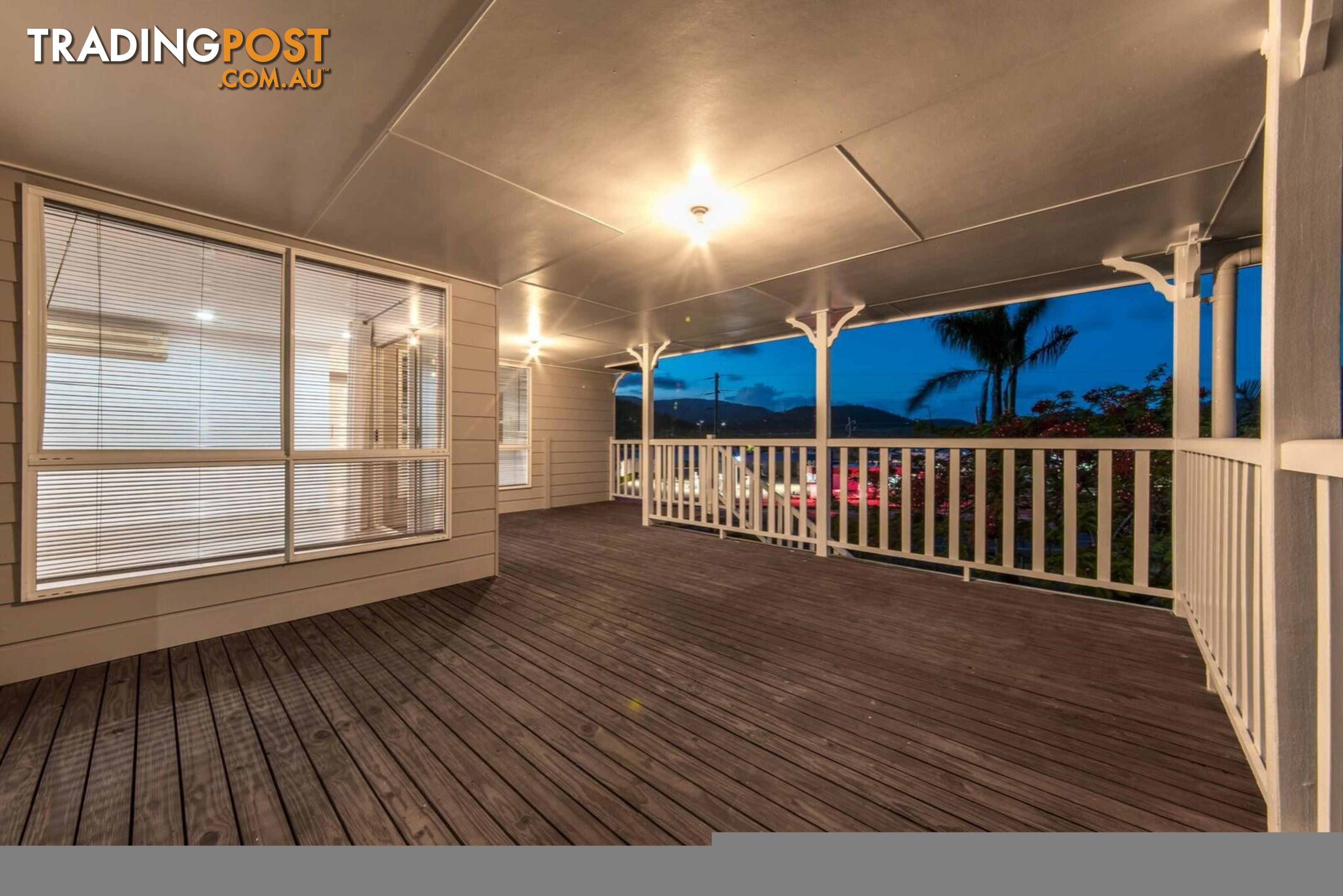 16 South Molle Boulevard CANNONVALE QLD 4802