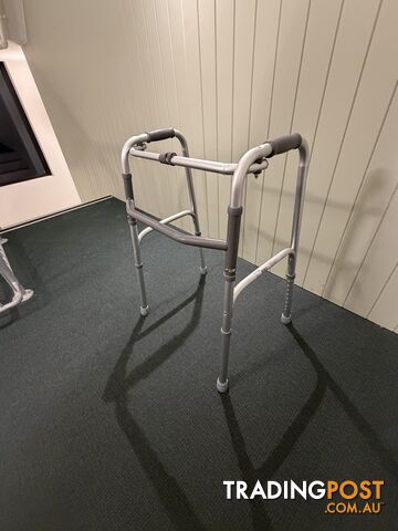 FOLDING WALKING FRAME MOBILITY AID WAGNER