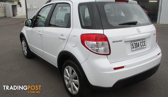2013 SUZUKI SX4  WAGON - photo 5 of 16