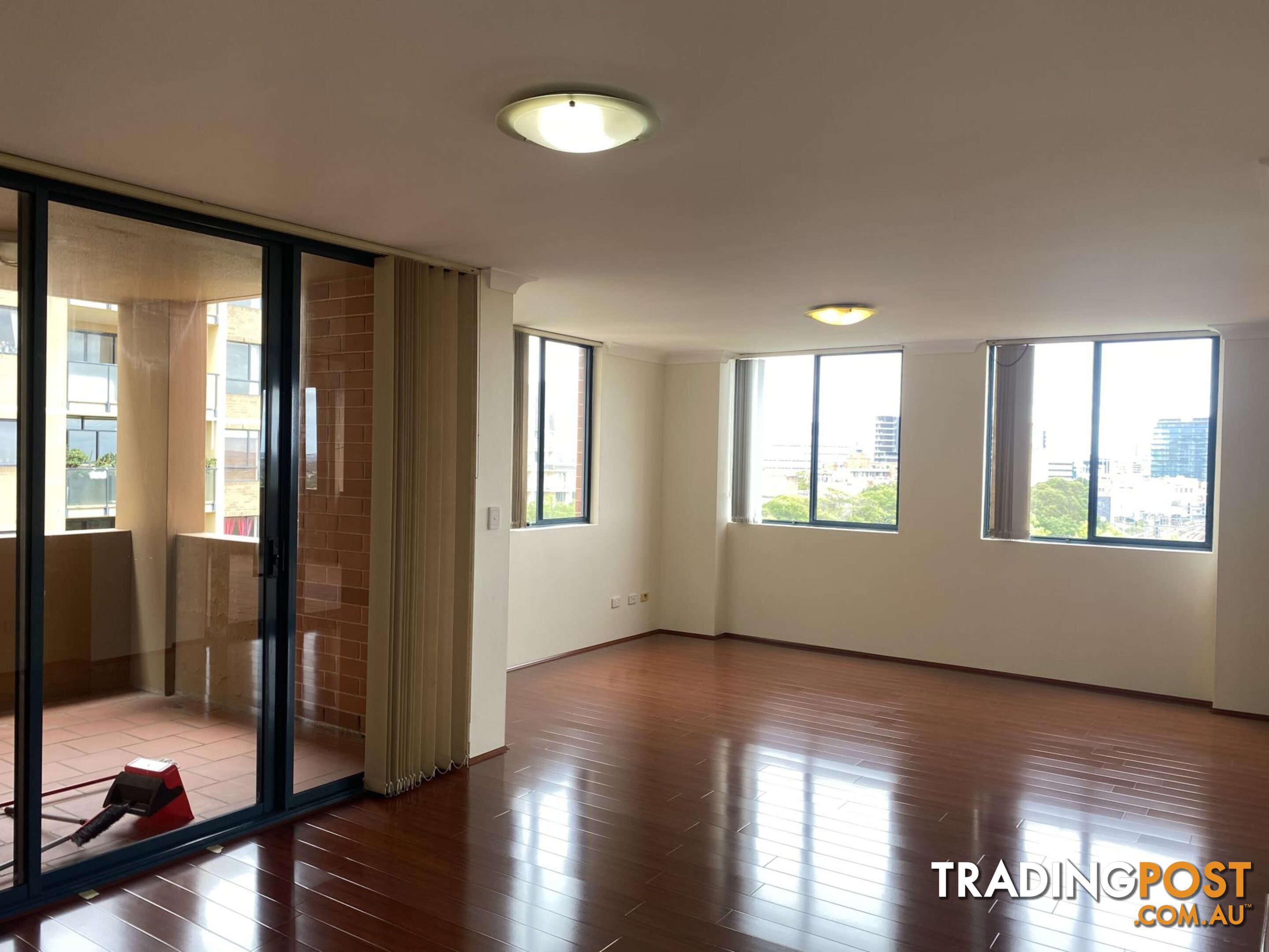 18/2 Bridge Street HURSTVILLE NSW 2220