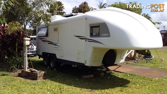 Travelhome Macquarie 25foot 5th Wheeler and Rodeo Twin Cab as a Package