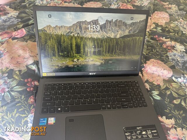 Acer aspire 5 laptop