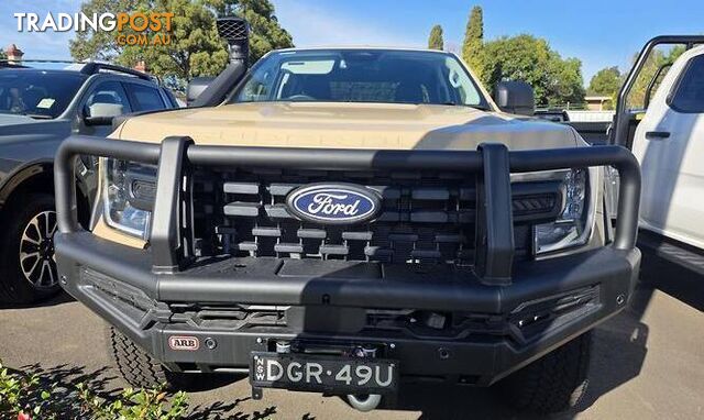 2025 FORD RANGER SUPER DUTY   CAB CHASSIS - photo 2 of 30