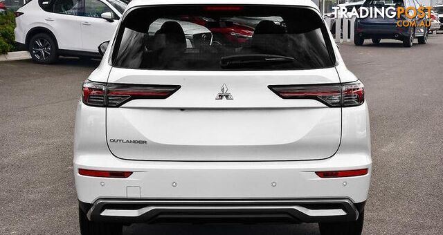 2025 MITSUBISHI OUTLANDER LS SUV - photo 3 of 15