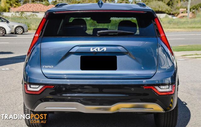 2023 KIA NIRO   SUV