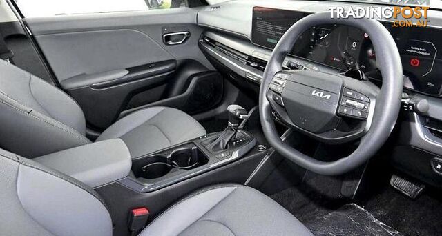 2025 KIA K4 SPORT  HATCH - photo 2 of 3