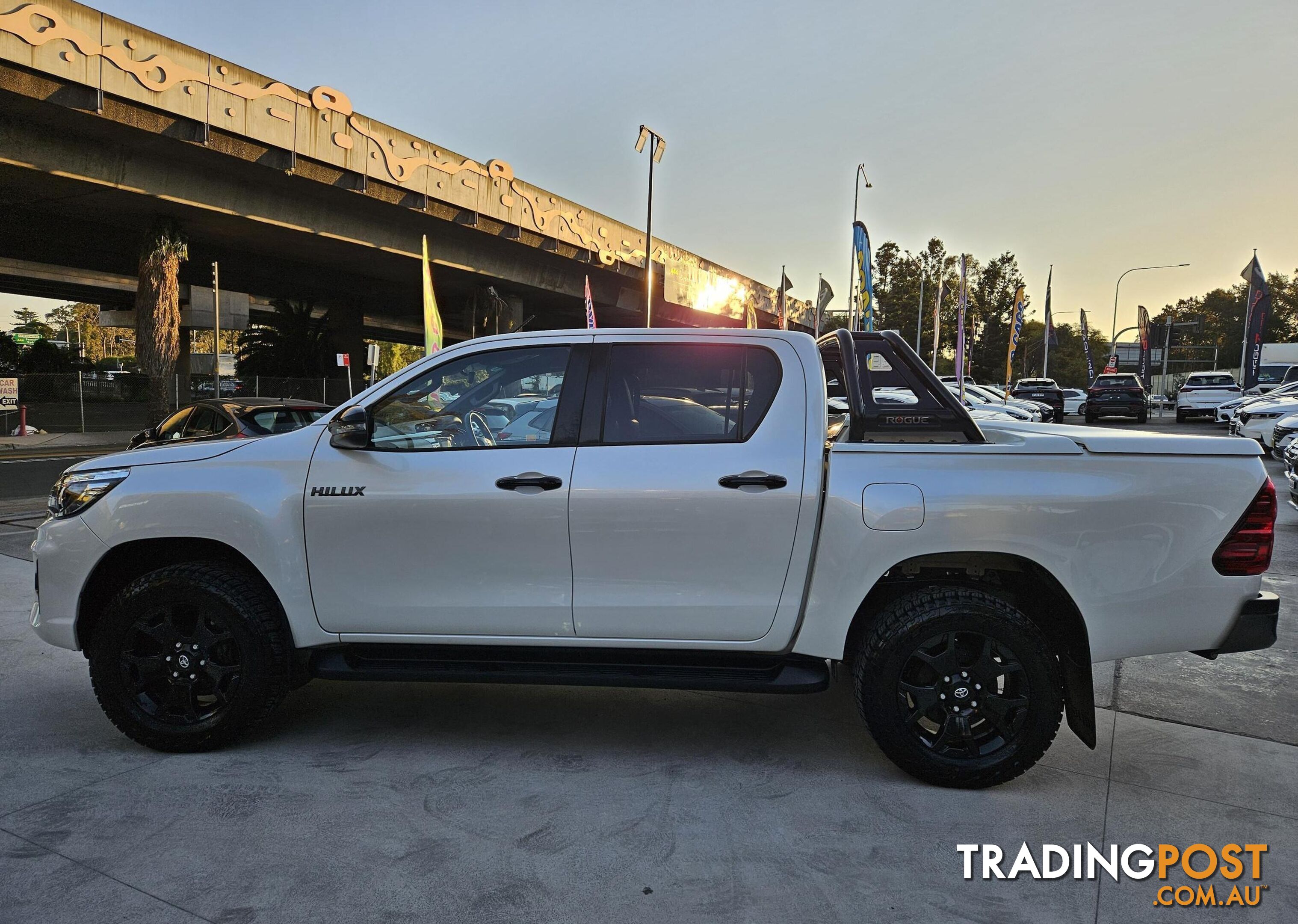 2019 TOYOTA HILUX   UTE