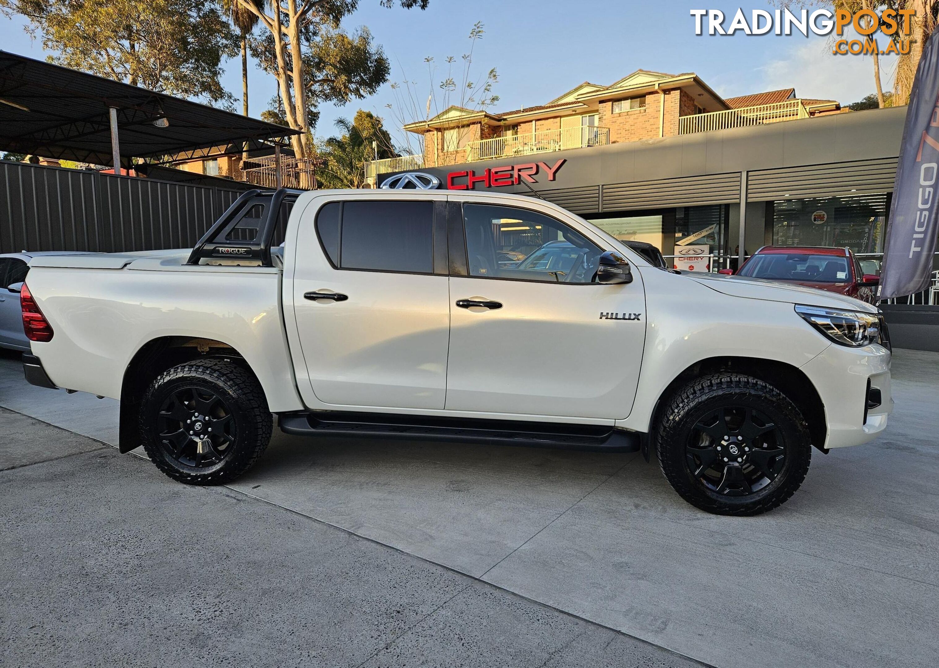 2019 TOYOTA HILUX   UTE