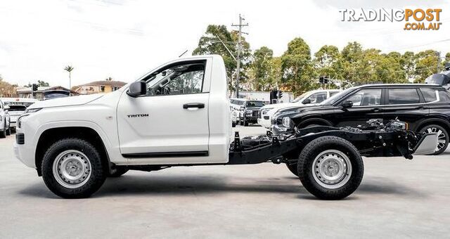 2026 MITSUBISHI TRITON GLX  CAB CHASSIS - photo 5 of 15
