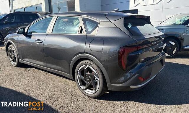 2025 KIA K4 SPORT HATCH - photo 2 of 4
