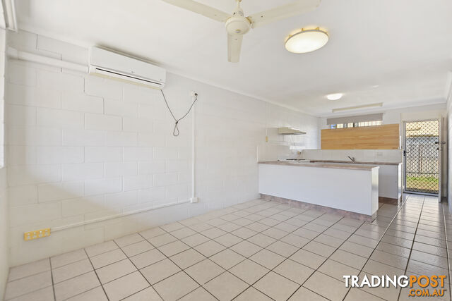 Unit 2 32 Albury St Pimlico QLD 4812