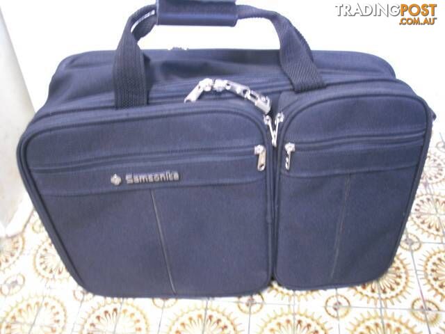 SAMSONITE BAG 550MM X 360MM AS NEW CONDITION PICKUP OR POST PICKU - photo 2 of 7