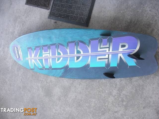 ..KDR KIDDER CARBON GRAPHITE PERFORMANCE BOARD MADE IN USA..