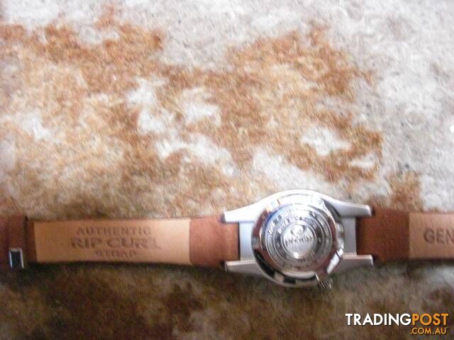 RIPCURL WATCH UNWANTED GIFT NEVER WORN WATERPROOF PICKUP OR POSTA