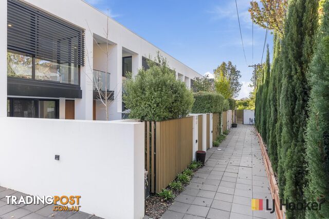 13/70 Henty Street BRADDON ACT 2612 - photo 2 of 16