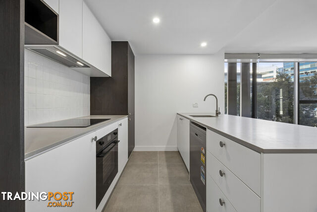 302/2 Furzer Street PHILLIP ACT 2606 - photo 3 of 18
