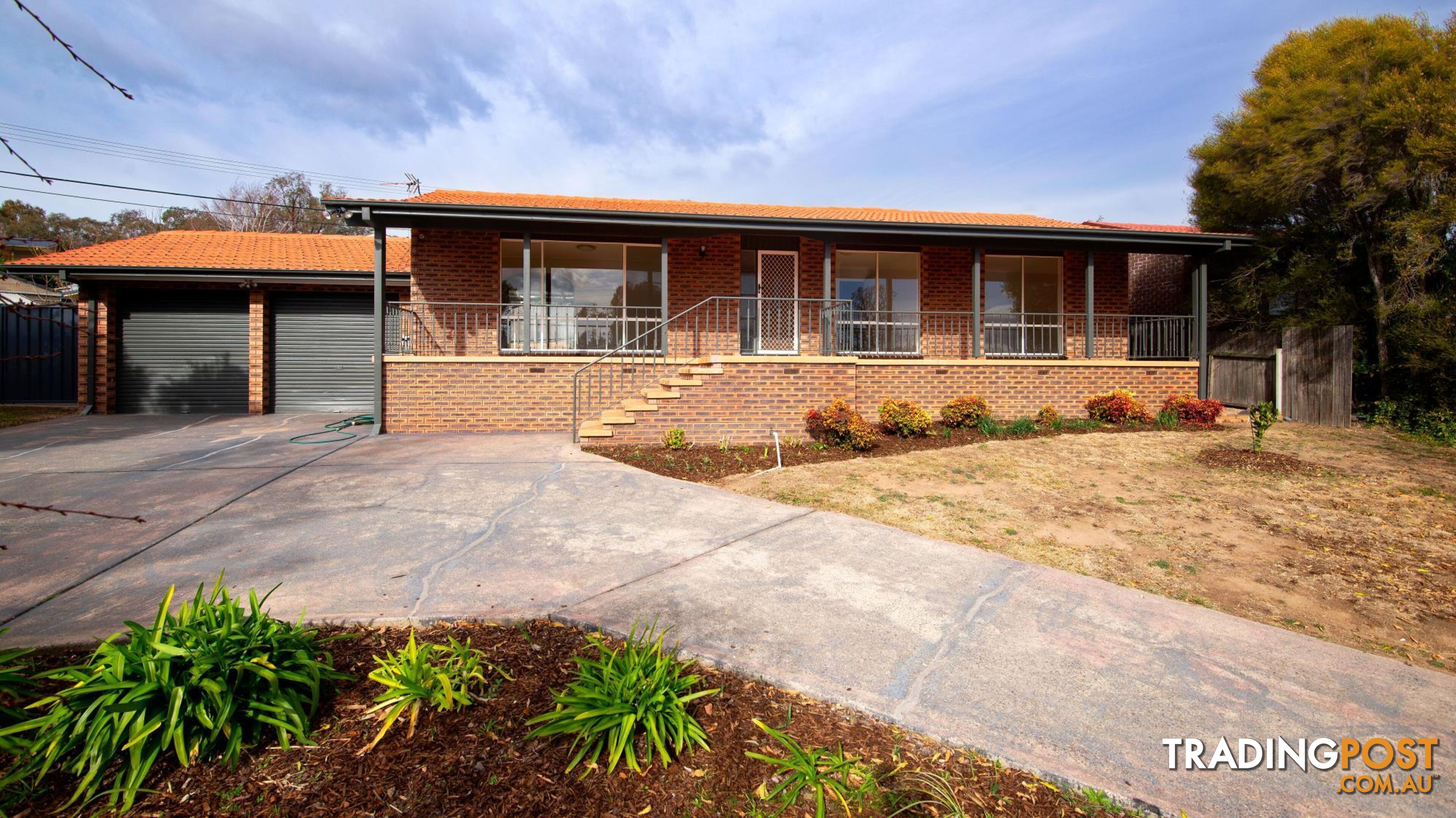 17 Sturdee Crescent MONASH ACT 2904