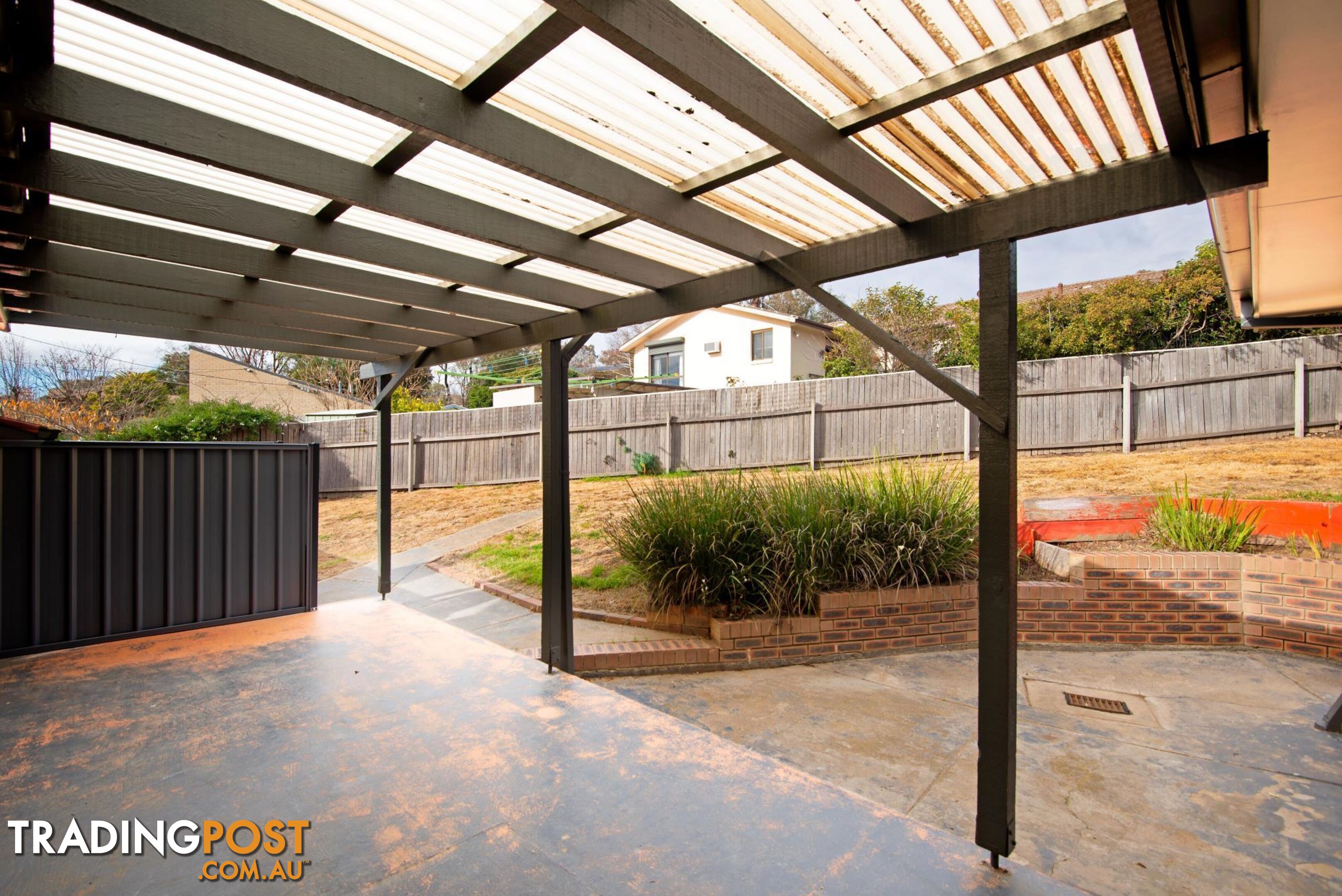 17 Sturdee Crescent MONASH ACT 2904