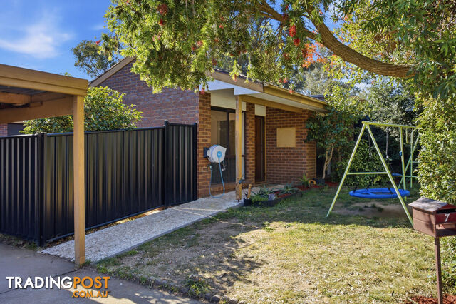 7 Burge Close HOLT ACT 2615 - photo 2 of 21