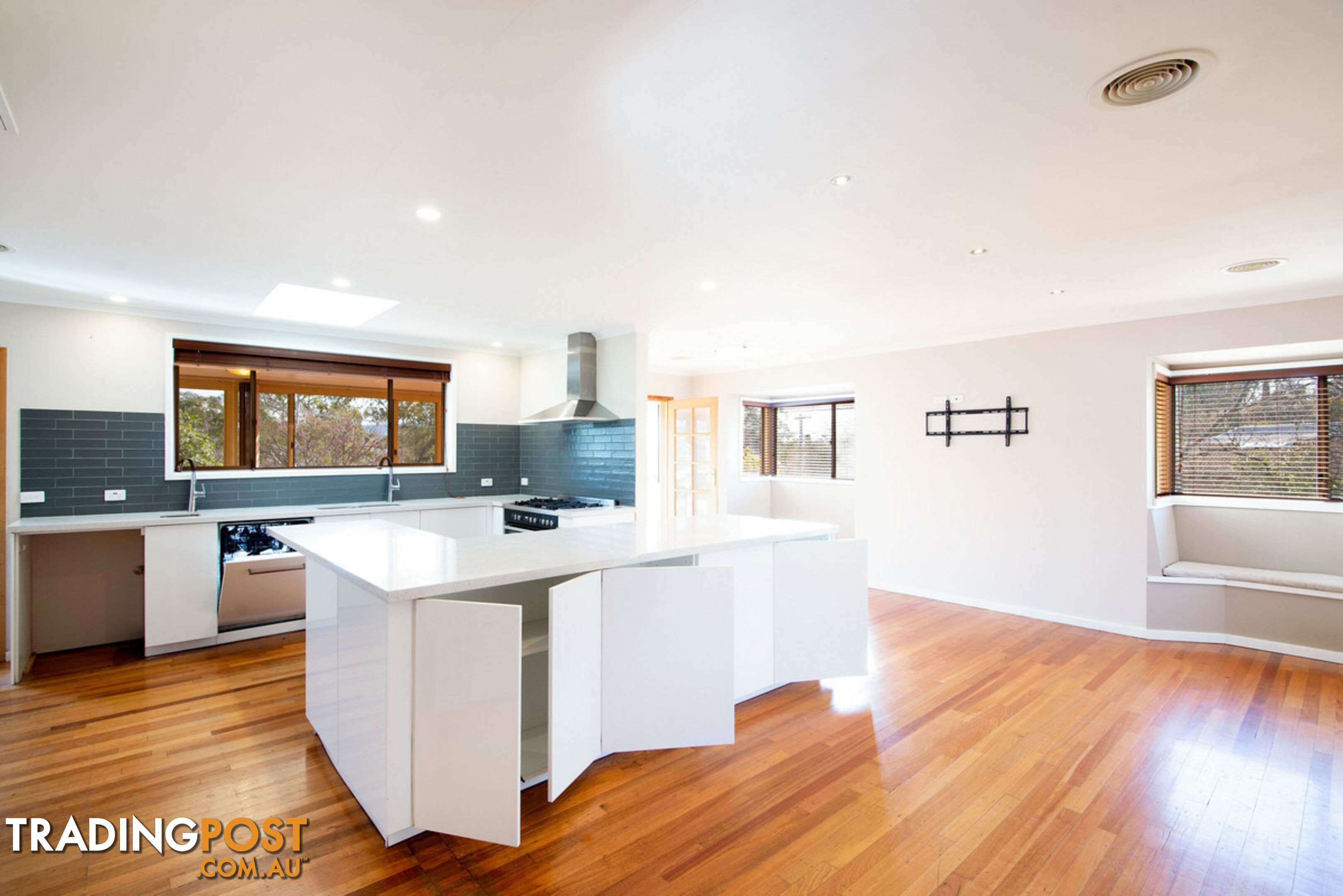 11 Rowell Place WESTON ACT 2611