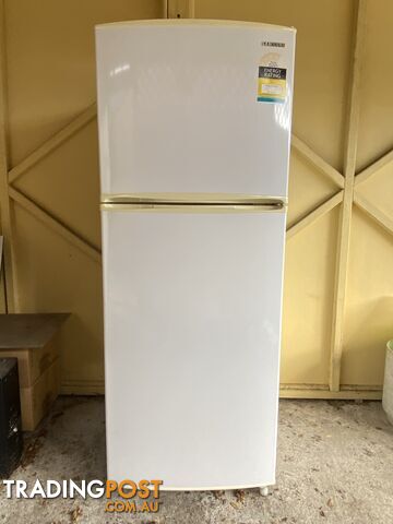 Samsung 281L refrigerator