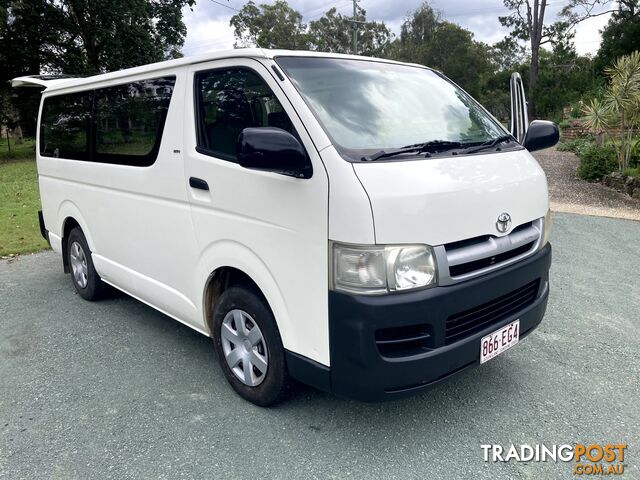 2005 Toyota Hiace TRH200 LWB Van Automatic