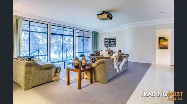 8-12 & 14- Riverbend Avenue CARRARA QLD 4211