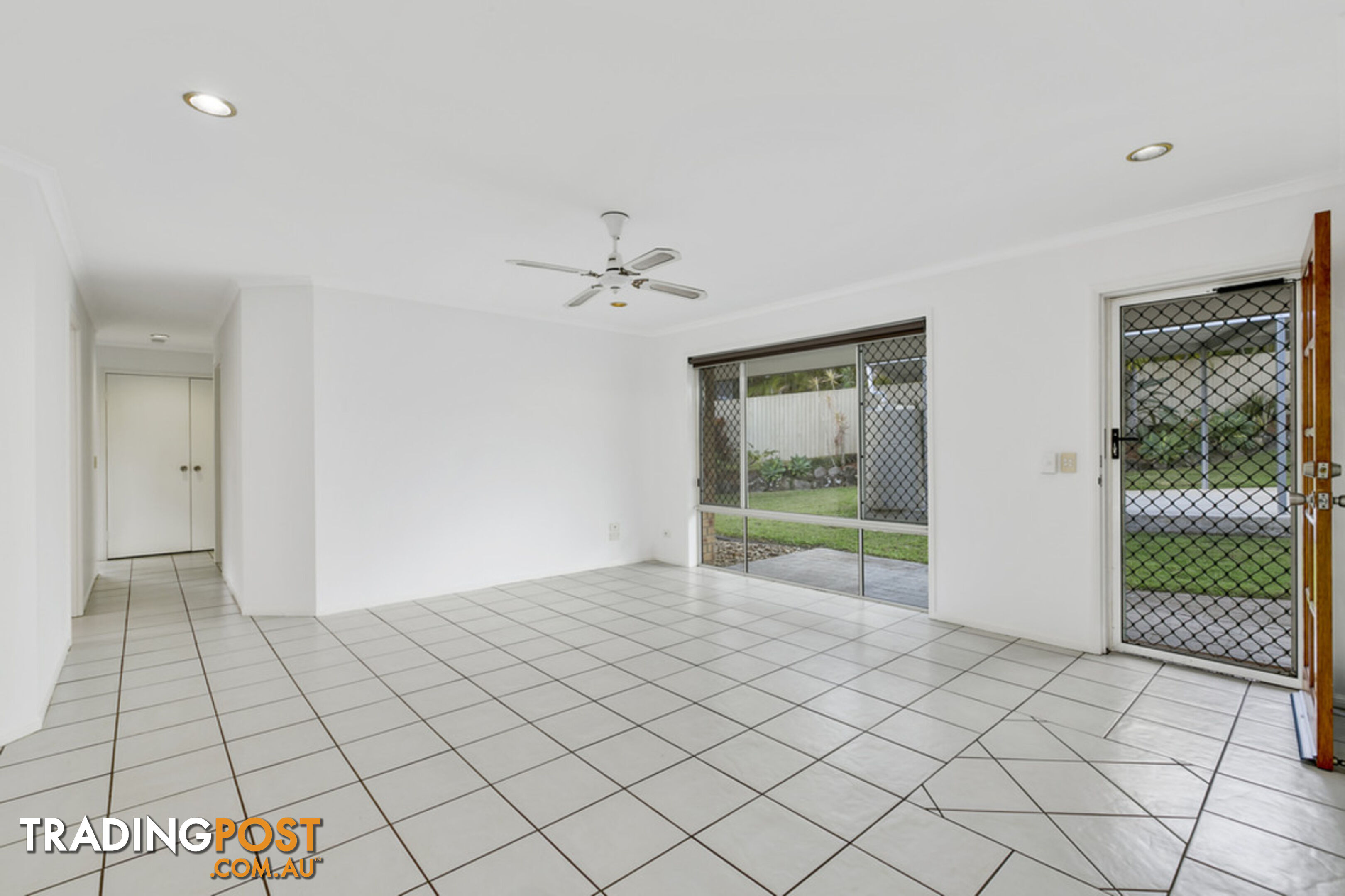 3 Lark Court CARRARA QLD 4211