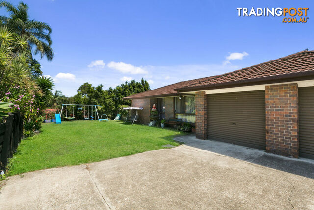 2/13 Gumbeel Court HIGHLAND PARK QLD 4211