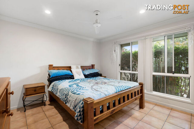 1/2 Josh Court ASHMORE QLD 4214