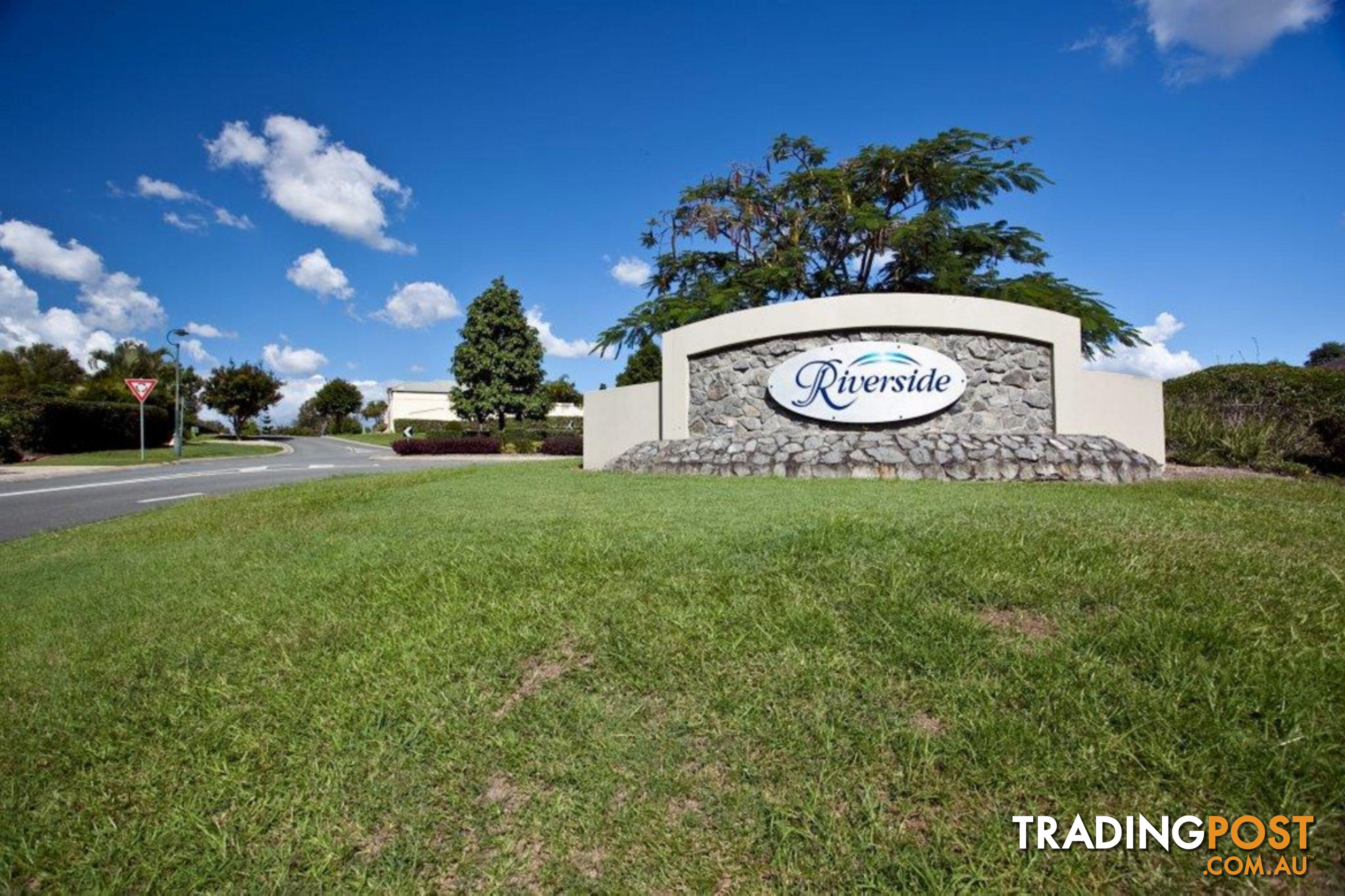 1/2 Josh Court ASHMORE QLD 4214