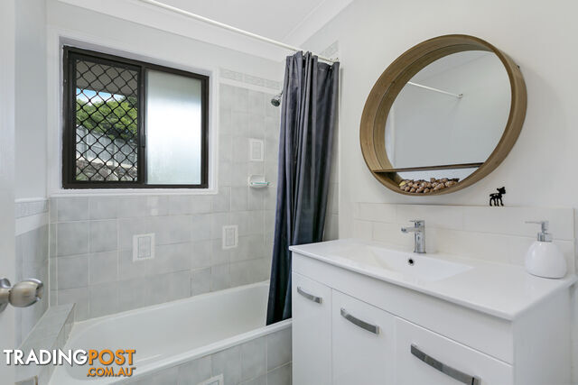 5 Verdant Place CARRARA QLD 4211