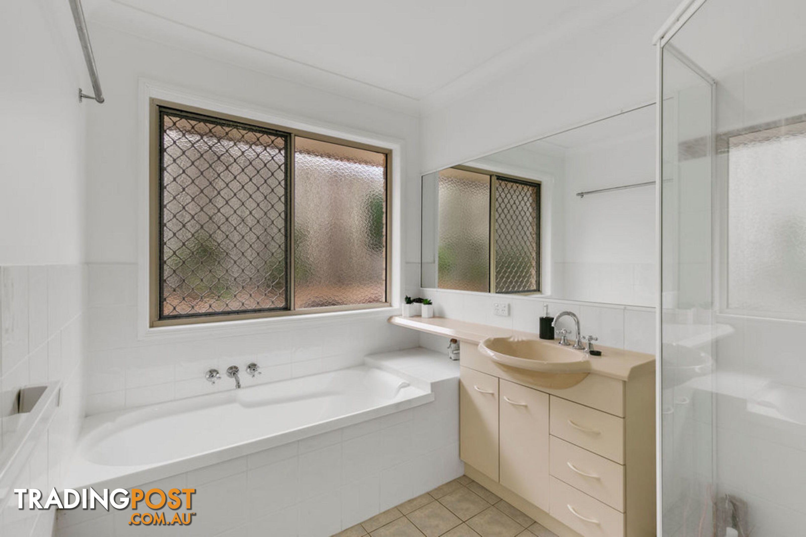 17 Red Ash Court MERRIMAC QLD 4226