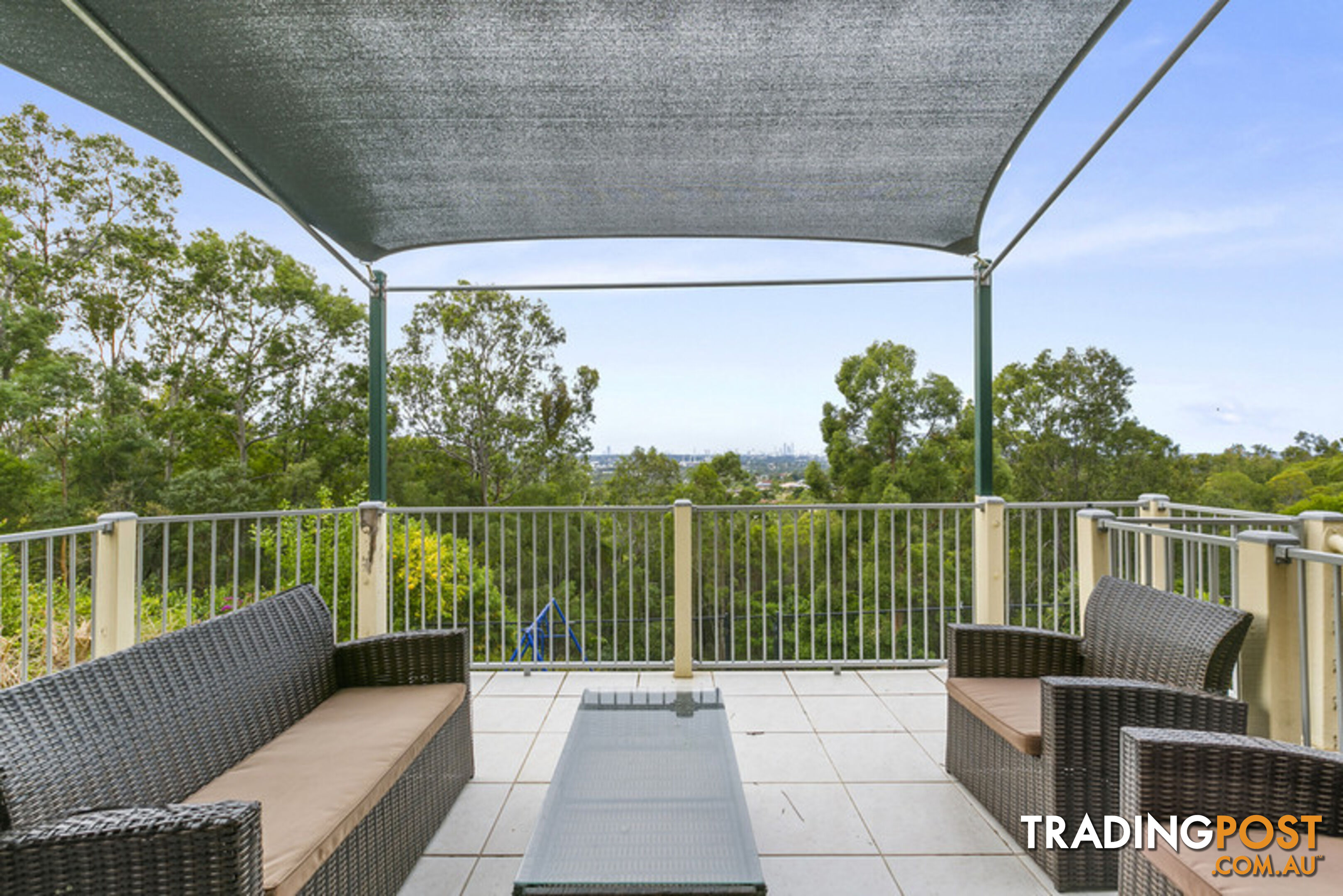 106 Armstrong Way HIGHLAND PARK QLD 4211