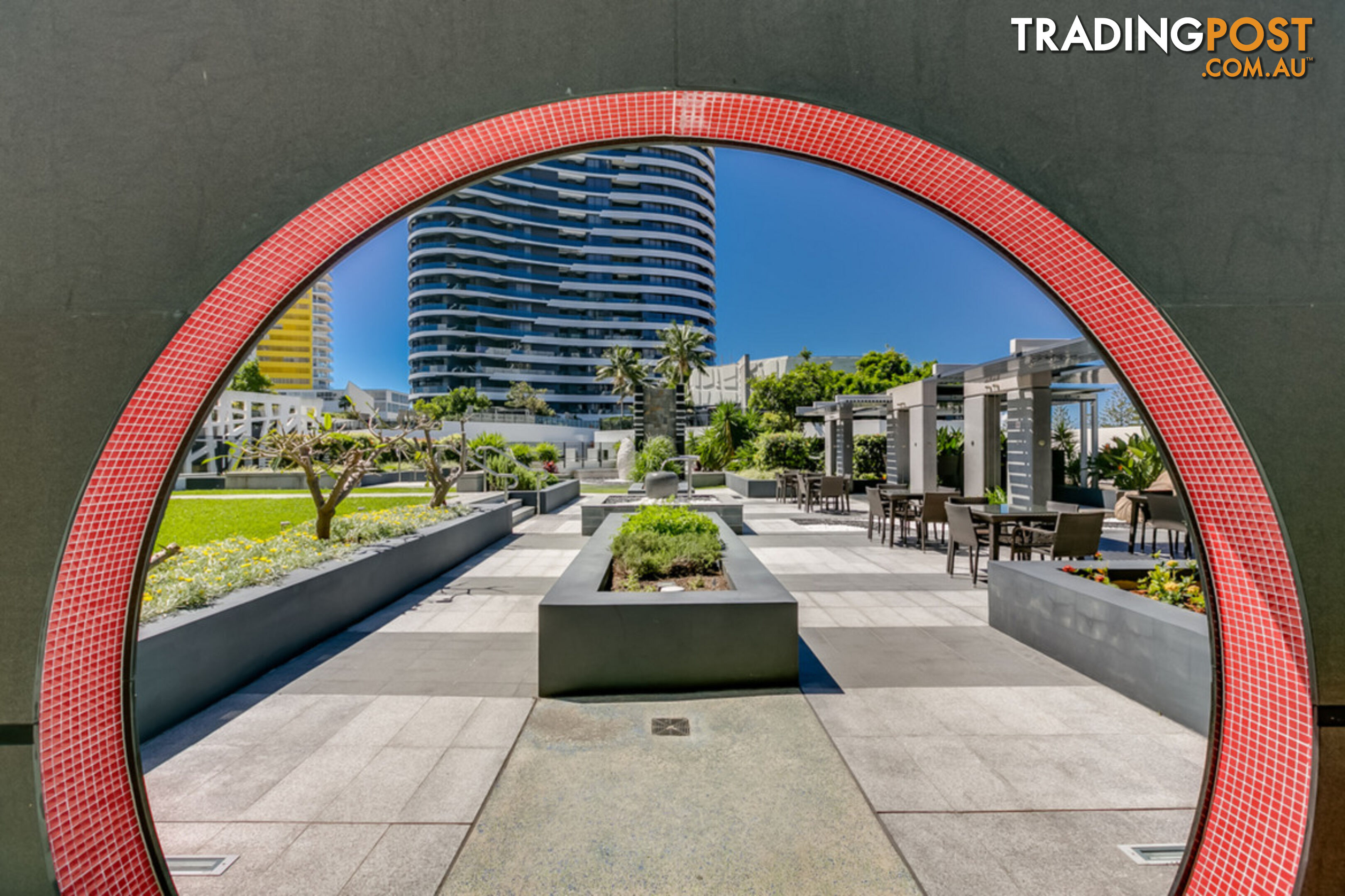 21207/21 Elizabeth Avenue BROADBEACH QLD 4218