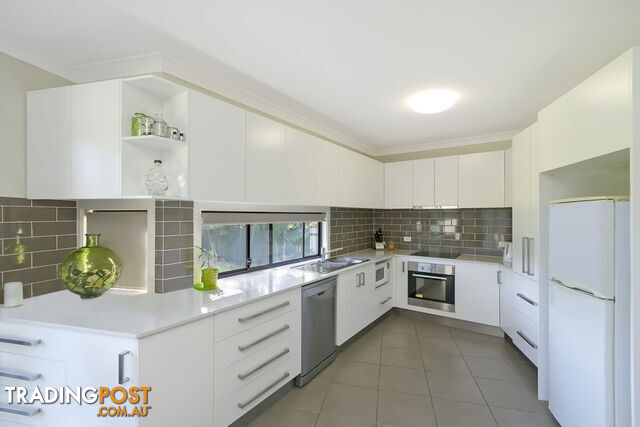 2/8 Onyx Court CARRARA QLD 4211