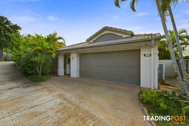 20 Royal Court ASHMORE QLD 4214