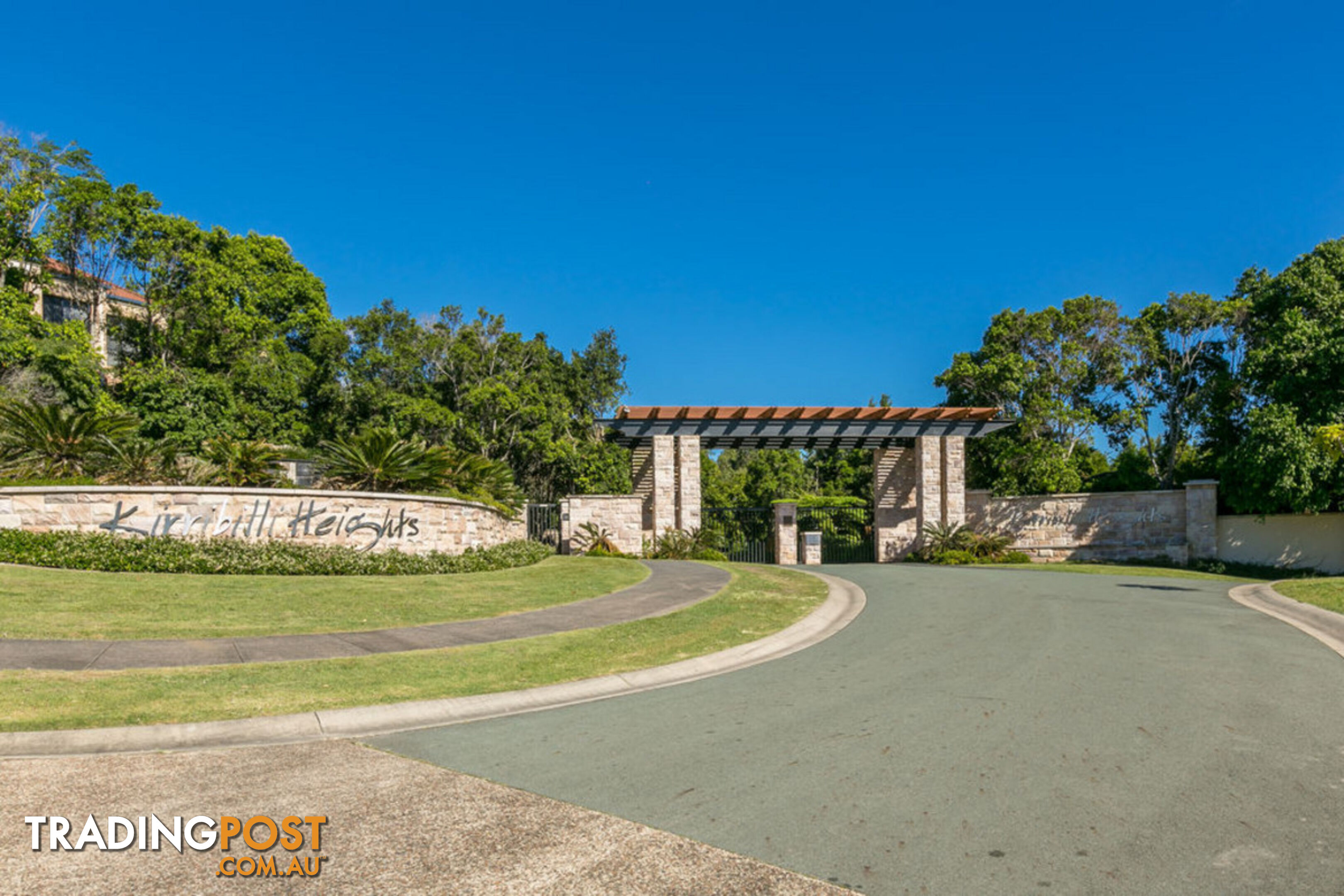 1/2 Ridgeline Way HIGHLAND PARK QLD 4211