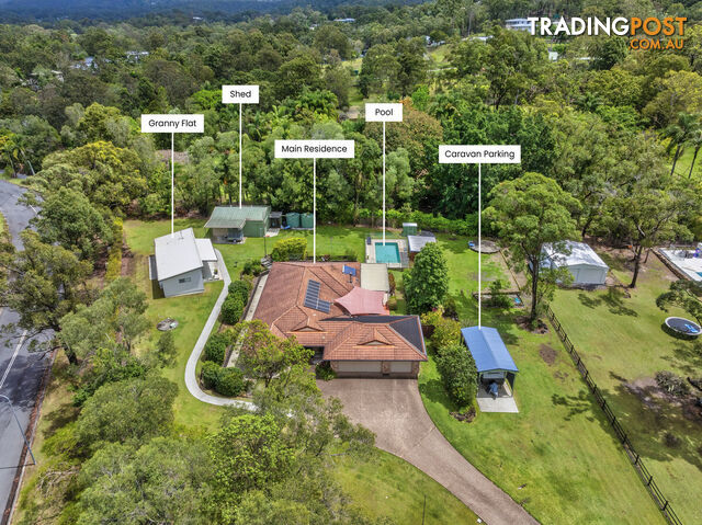 2 Lawnhill Drive NERANG QLD 4211